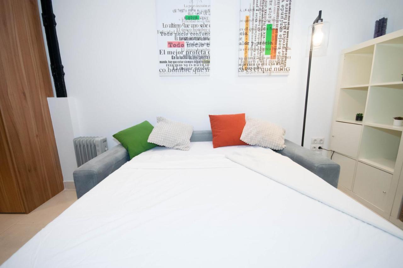 For You Rentals Apartamento Temporal Con Encanto En Malasana Min24 Madrid Esterno foto